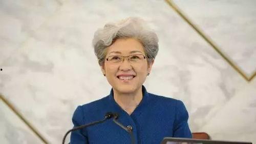 侯耀中个人资料,相声大师的传奇人生与艺术成就